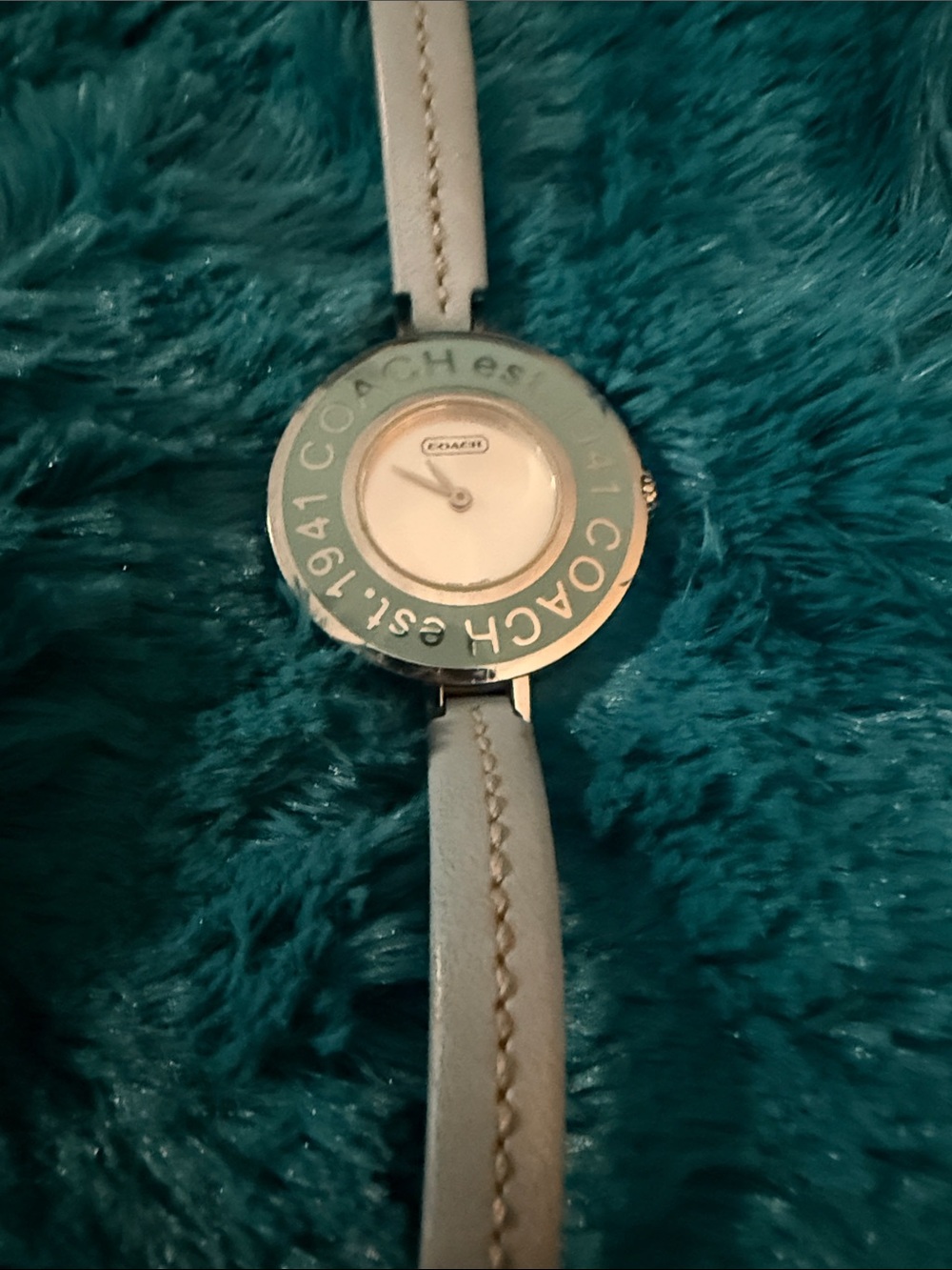 Vintage Coach Light Blue Round Logo Bezel Leather Strap Watch